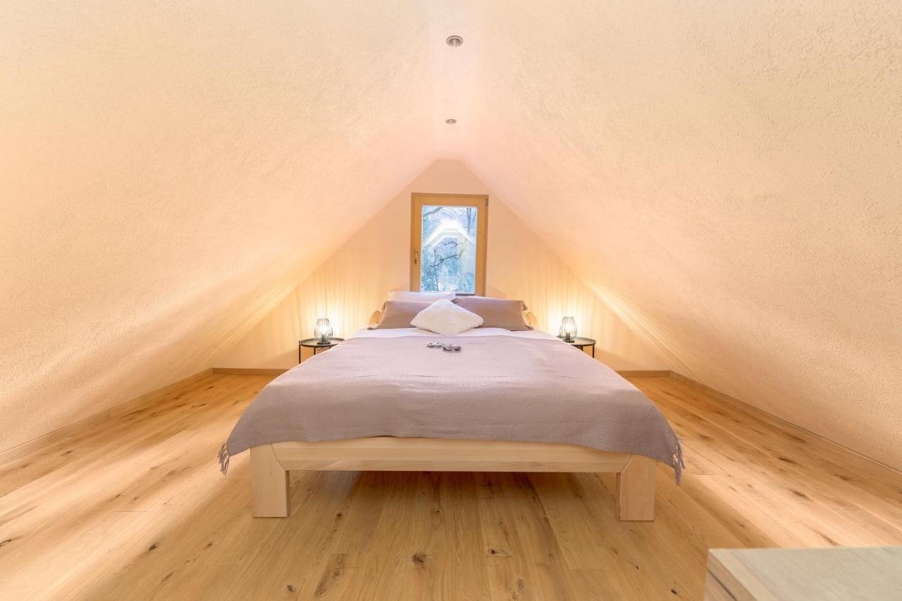 Bohinj Cottage Pr' Maricki - House In Nature With Hot Tub & Sauna מראה חיצוני תמונה